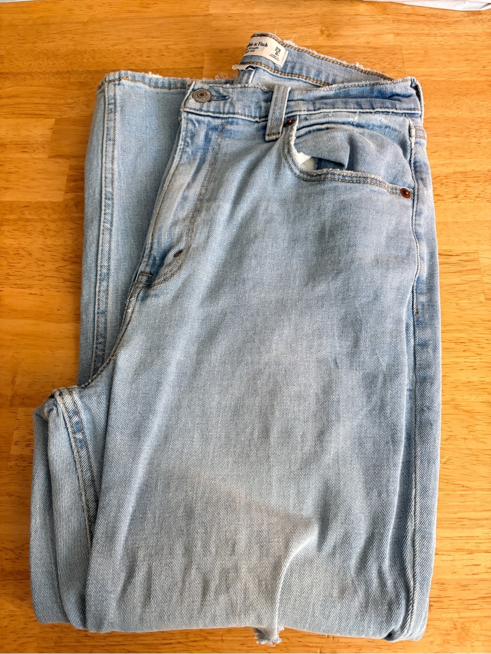 Abercrombie & Fitch Curve Love Ankle Straight Ultra High Rise Jeans - Picture 2 of 4